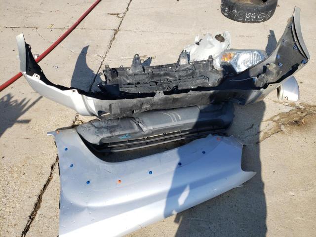 5TFJU4GN3DX031547 - 2013 TOYOTA TACOMA DOUBLE CAB PRERUNNER SILVER photo 12