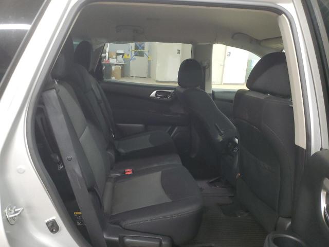5N1DR2MN7HC626370 - 2017 NISSAN PATHFINDER S 银色 照片 11