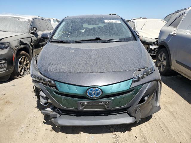 JTDKARFP4H3065071 - 2017 TOYOTA PRIUS PRIM 石墨色 照片 5