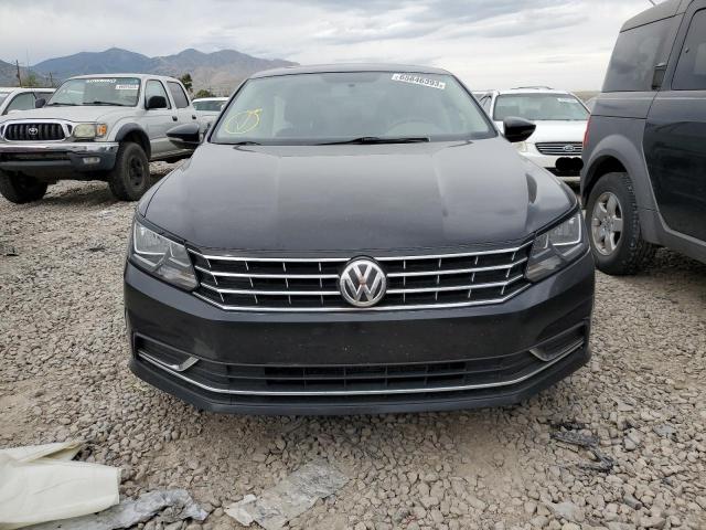 1VWLA7A38KC001858 - 2019 VOLKSWAGEN PASSAT WOLFSBURG BLACK photo 5