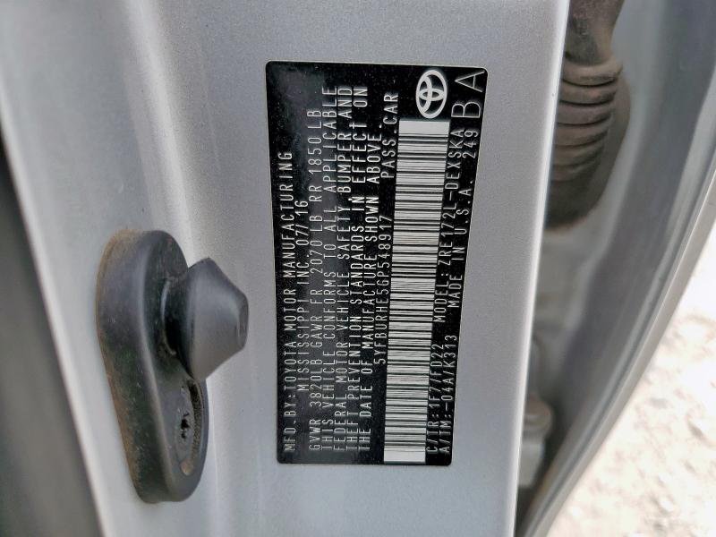 5YFBURHE5GP548917 - 2016 TOYOTA COROLLA L SILVER photo 12