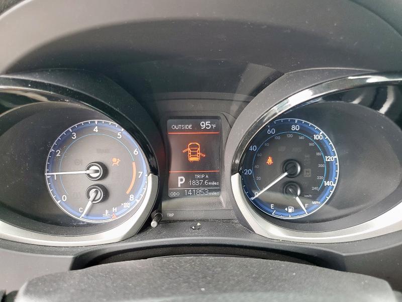 5YFBURHE5GP548917 - 2016 TOYOTA COROLLA L SILVER photo 9