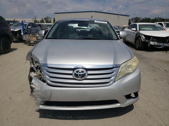 4T1BK3DB7BU391896 - 2011 TOYOTA AVALON BASE SILVER photo 5