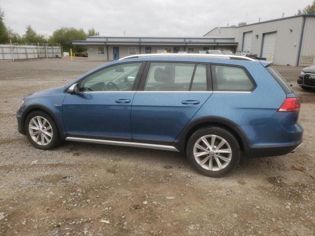 3VWH17AU4HM514000 - 2017 VOLKSWAGEN GOLF ALLTR S BLUE photo 2