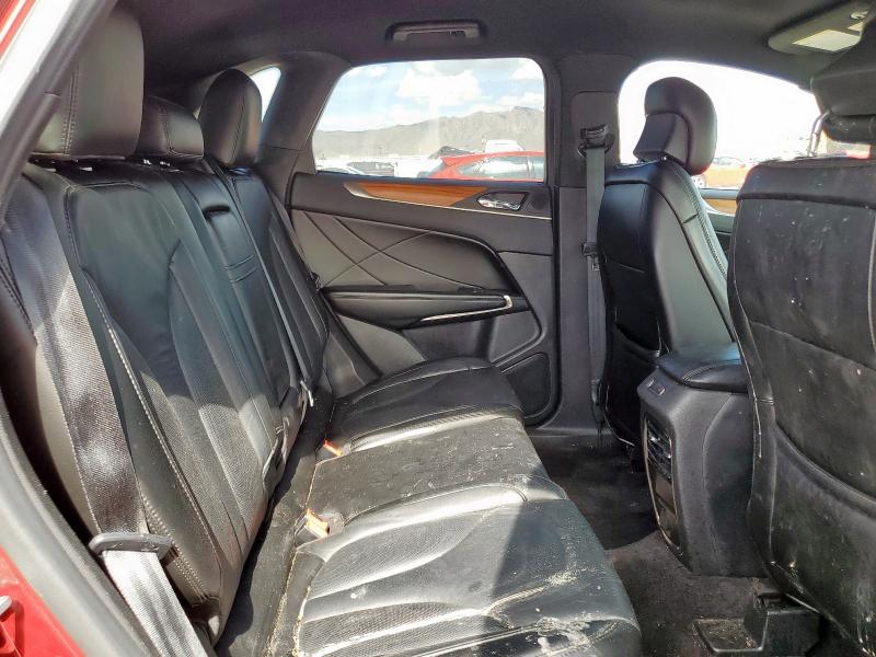 5LMCJ2C91HUL47723 - 2017 LINCOLN MKC SELECT მუქწითელი ფოტო 11