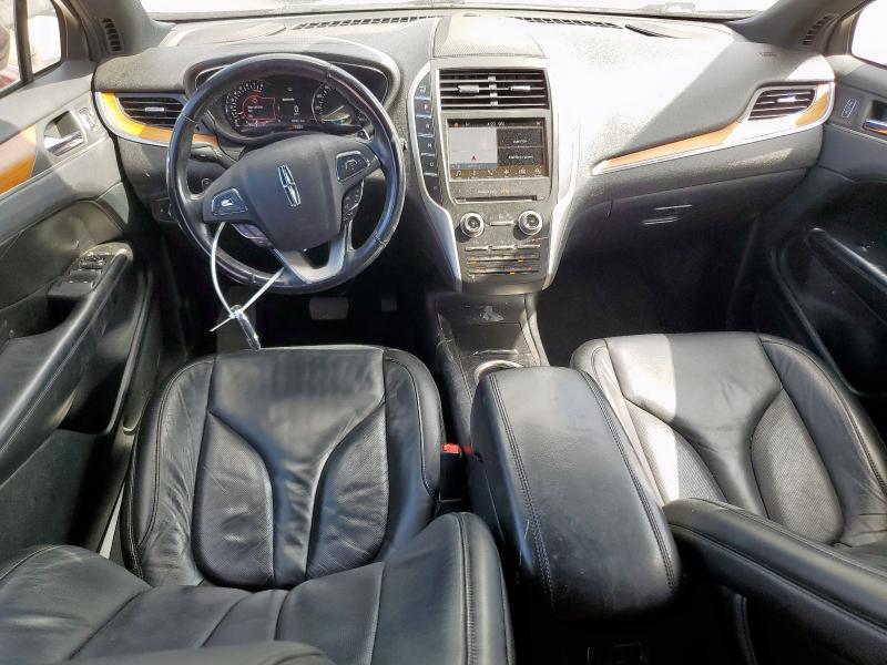 5LMCJ2C91HUL47723 - 2017 LINCOLN MKC SELECT მუქწითელი ფოტო 8