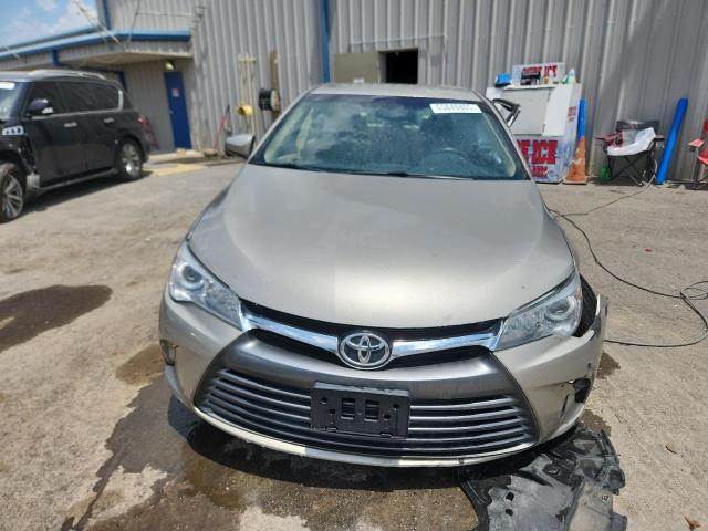 4T1BF1FK0HU688765 - 2017 TOYOTA CAMRY LE TAN photo 5