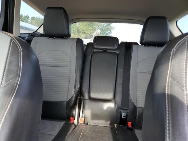 1FMCU9GD5JUC07181 - 2018 FORD ESCAPE SE Plata foto 10