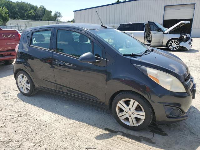 KL8CB6S97EC523973 - 2014 CHEVROLET SPARK LS أسود صورة 4