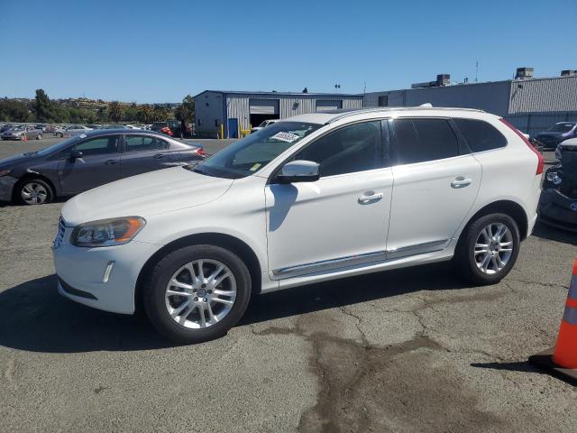 2016 VOLVO XC60 T5 PREMIER, null