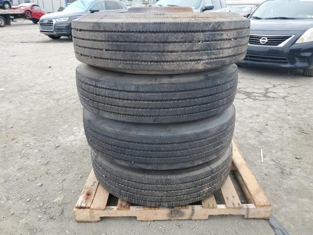 27 - 2016 OTHER TIRES/RIMS BLACK photo 6