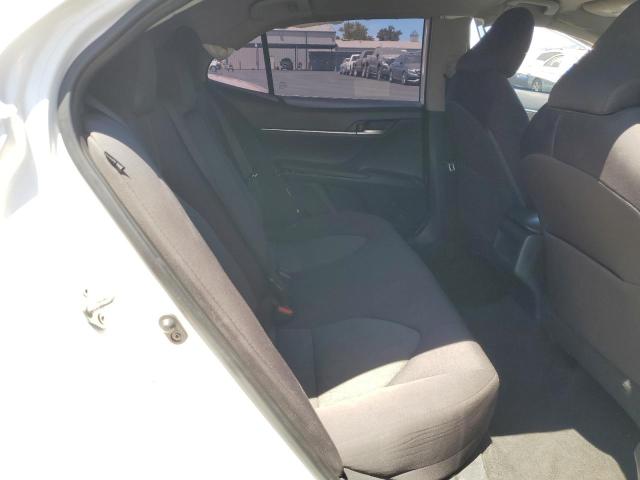 4T1B11HKXKU774426 - 2019 TOYOTA CAMRY L WHITE photo 10