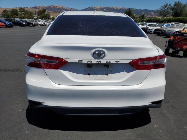 4T1B11HKXKU774426 - 2019 TOYOTA CAMRY L WHITE photo 6