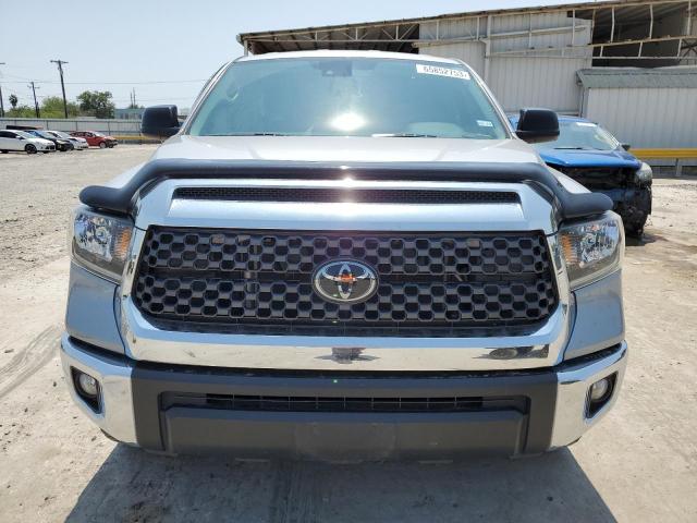 5TFRY5F13LX256139 - 2020 TOYOTA TUNDRA DOUBLE CAB SR/SR5 SILVER photo 5