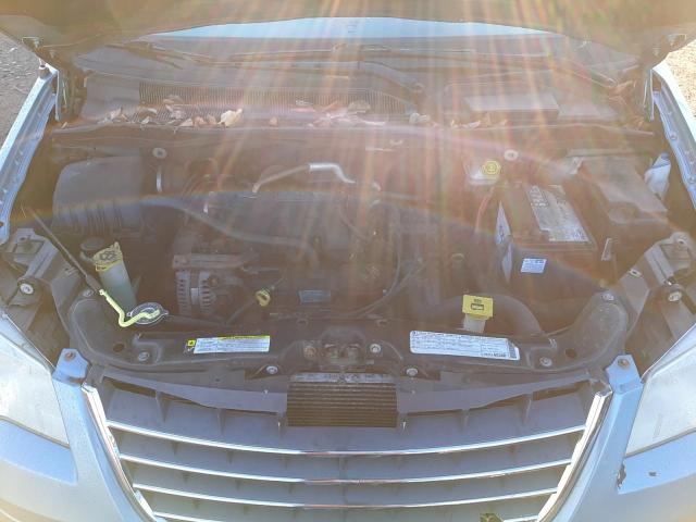 2A8HR44E89R629930 - 2009 CHRYSLER TOWN AND C LX TWO TONE photo 7