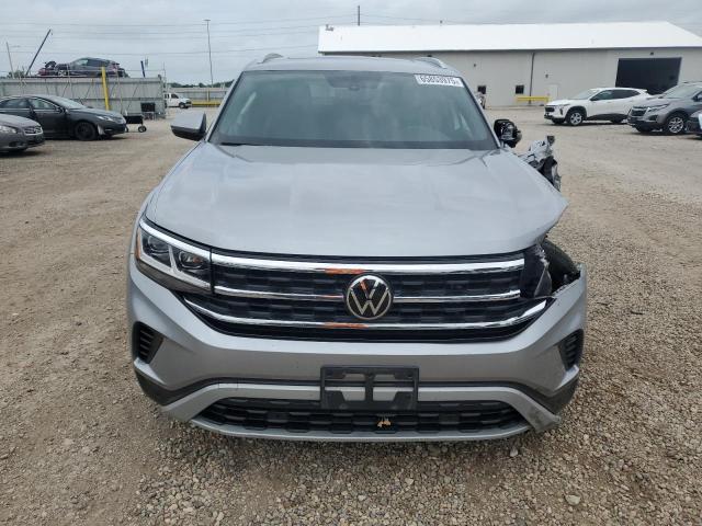 1V2KE2CA6NC206082 - 2022 VOLKSWAGEN ATLAS CROS SE GRAY photo 5