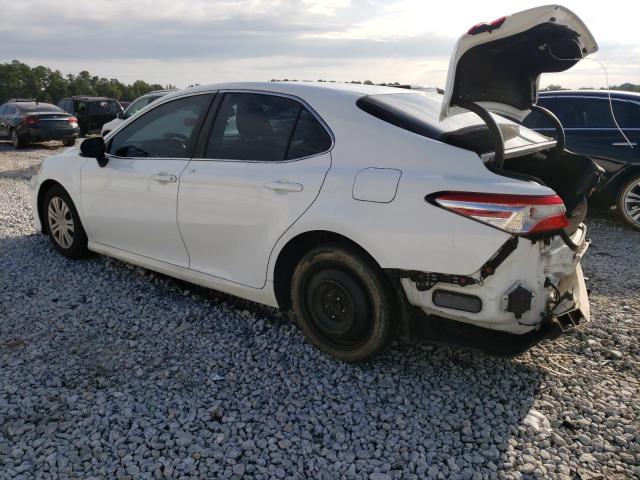 4T1B11HKXJU507740 - 2018 TOYOTA CAMRY L WHITE photo 2