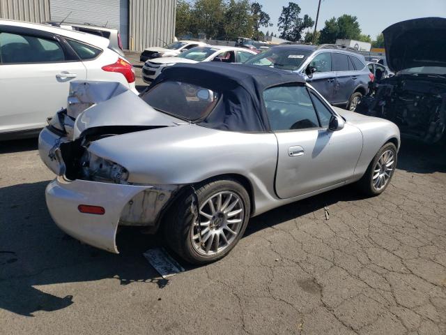 JM1NB353540402042 - 2004 MAZDA MX-5 MIATA BASE BLUE photo 3