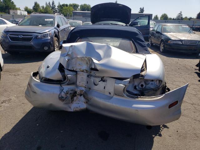 JM1NB353540402042 - 2004 MAZDA MX-5 MIATA BASE BLUE photo 6