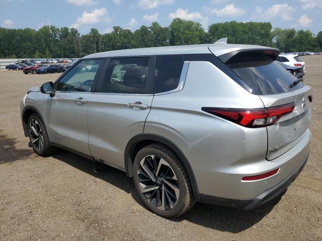 JA4J4TA82NZ027941 - 2022 MITSUBISHI OUTLANDER ES 银色 照片 2