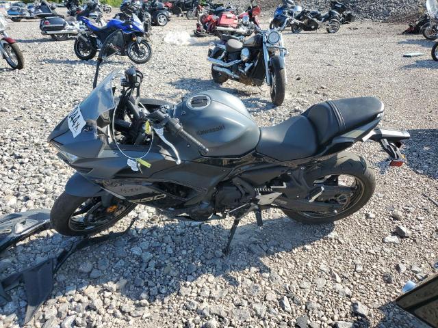 ML5EXER12RDAD3512 - 2024 KAWASAKI EX650 R GRAY photo 3