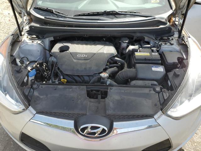 KMHTC6AD5GU292235 - 2016 HYUNDAI VELOSTER SILVER photo 11