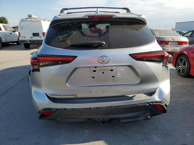 5TDHZRBH6MS523655 - 2021 TOYOTA HIGHLANDER XLE SILVER photo 6