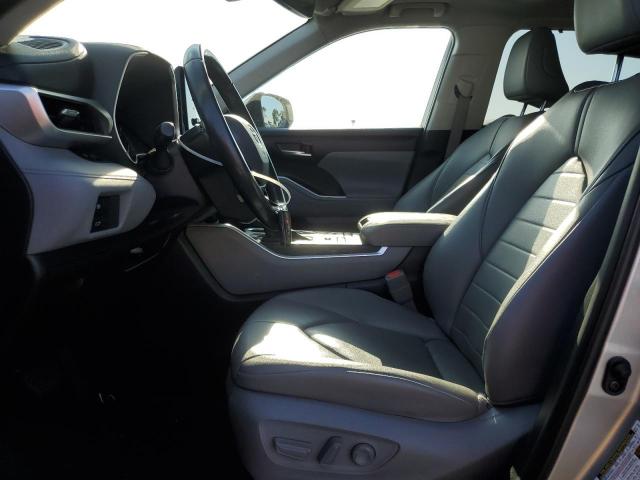 5TDHZRBH6MS523655 - 2021 TOYOTA HIGHLANDER XLE SILVER photo 7