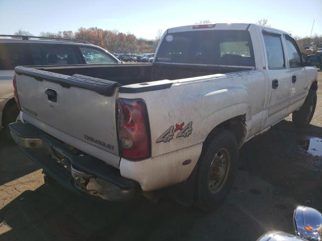 1GCGK23U84F215826 - 2004 CHEVROLET SILVERADO K2500 WHITE photo 4