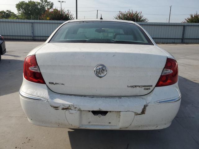 2G4WC582X81163156 - 2008 BUICK LACROSSE CX WHITE photo 6