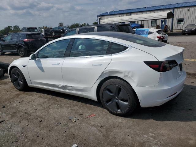 5YJ3E1EB1KF493819 - 2019 TESLA MODEL 3 WHITE photo 2