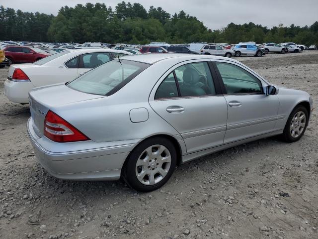 WDBRF81J95F658592 - 2005 MERCEDES-BENZ C 240 4MATIC SILVER photo 3