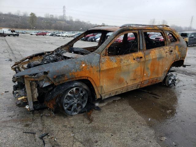 1C4PJMCS1HW562918 - 2017 JEEP CHEROKEE LATITUDE BURN photo 1