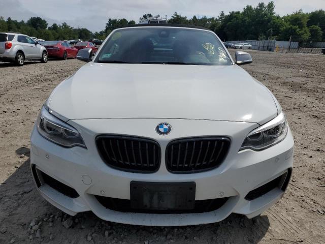 WBA1M5C56GV769237 - 2016 BMW M235XI WHITE photo 5