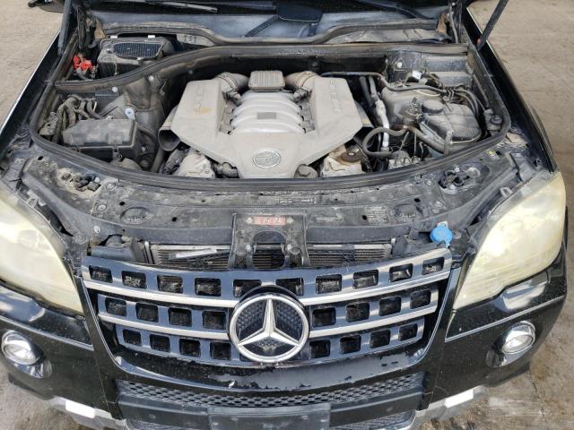 4JGBB7HB3AA575802 - 2010 MERCEDES-BENZ ML 63 AMG BLACK photo 12