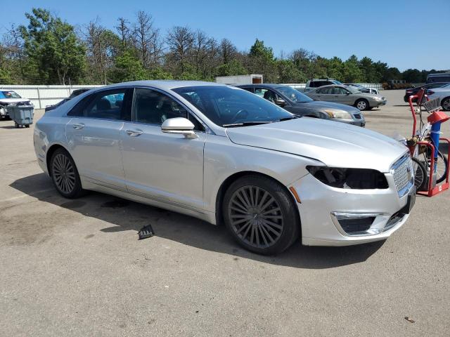 3LN6L5F9XHR665919 - 2017 LINCOLN MKZ RESERVE ვერცხლისფერი ფოტო 4