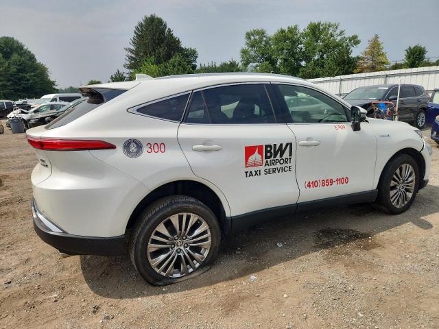 JTEAAAAH8MJ031875 - 2021 TOYOTA VENZA LE WHITE photo 3