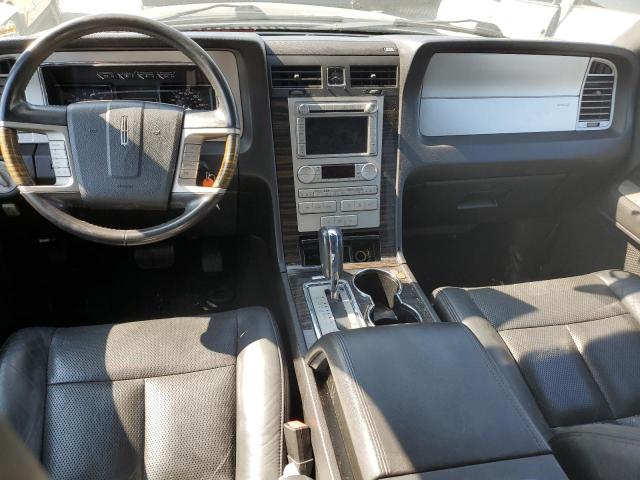 5LMJJ2J56AEJ09311 - 2010 LINCOLN NAVIGATOR შავი ფოტო 8