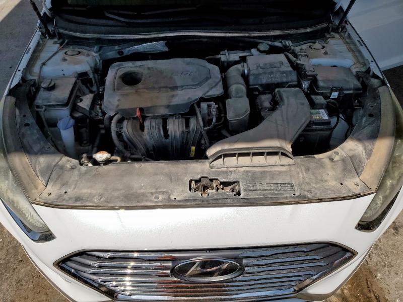5NPE34AFXJH620754 - 2018 HYUNDAI SONATA SPORT 白色 照片 11
