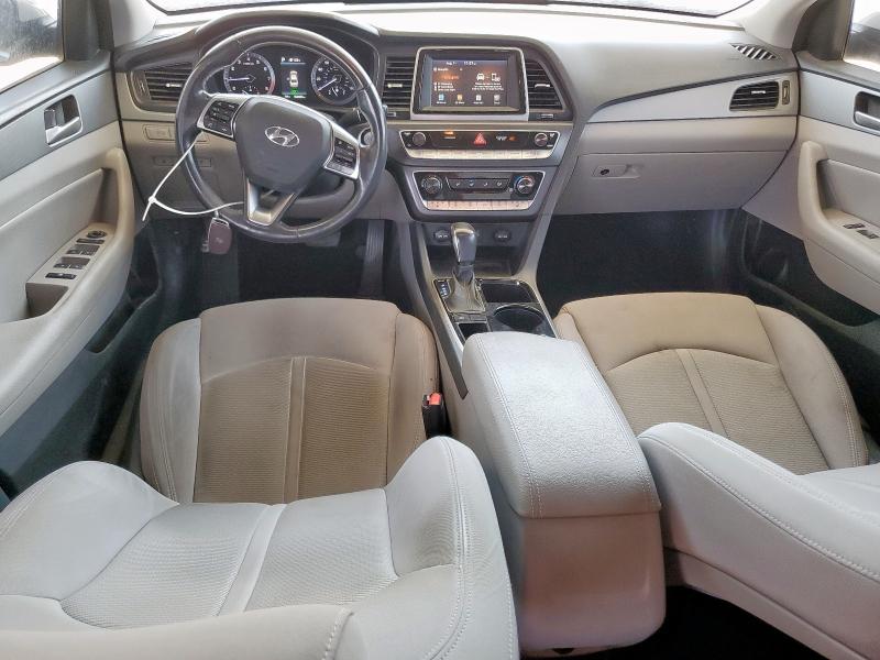 5NPE34AFXJH620754 - 2018 HYUNDAI SONATA SPORT 白色 照片 8