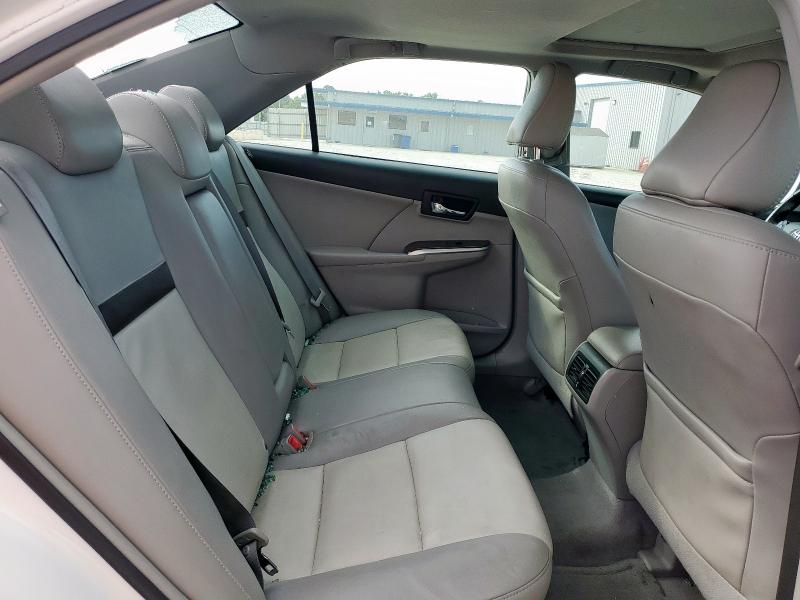 4T1BF1FK3CU163000 - 2012 TOYOTA CAMRY BASE WHITE photo 10