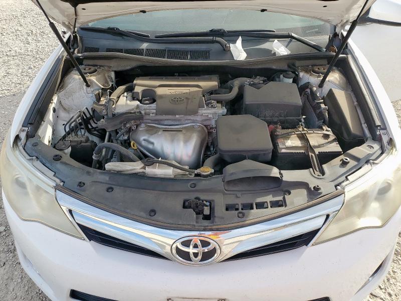 4T1BF1FK3CU163000 - 2012 TOYOTA CAMRY BASE WHITE photo 11