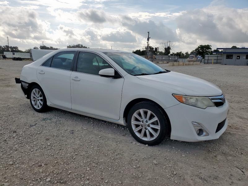 4T1BF1FK3CU163000 - 2012 TOYOTA CAMRY BASE WHITE photo 4