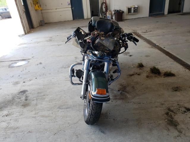 1HD1FCW151Y644051 - 2001 HARLEY-DAVIDSON FLHTCUI GREEN photo 2