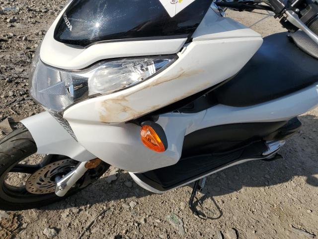 MLHJF2807B5002382 - 2011 HONDA PCX Սպիտակ լուսանկար 9