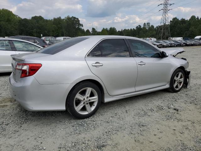 4T1BF1FK7EU410022 - 2014 TOYOTA CAMRY L SILVER photo 3