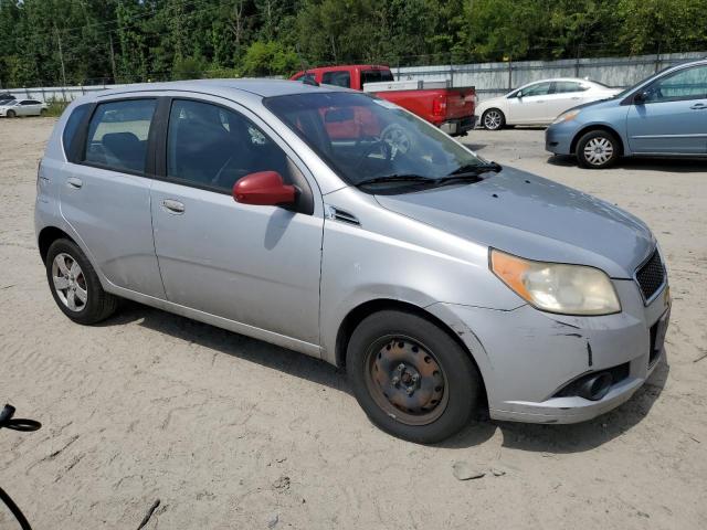 KL1TD6DE8AB124069 - 2010 CHEVROLET AVEO LS 银色 照片 4