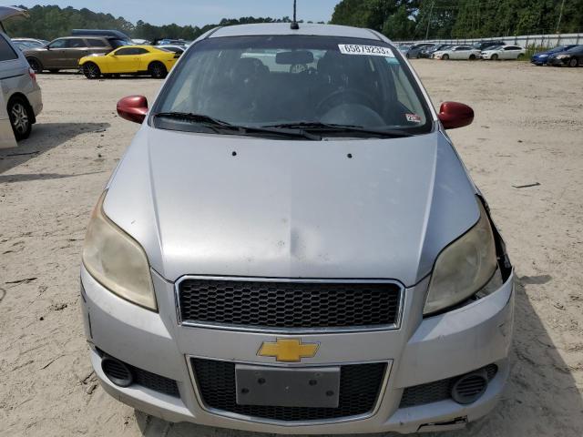 KL1TD6DE8AB124069 - 2010 CHEVROLET AVEO LS 银色 照片 5