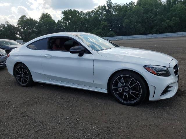 WDDWJ8EB7KF778463 - 2019 MERCEDES-BENZ C 300 4MATIC WHITE photo 4
