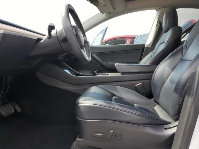 5YJYGDEE2LF052570 - 2020 TESLA MODEL Y Weiß Foto 7